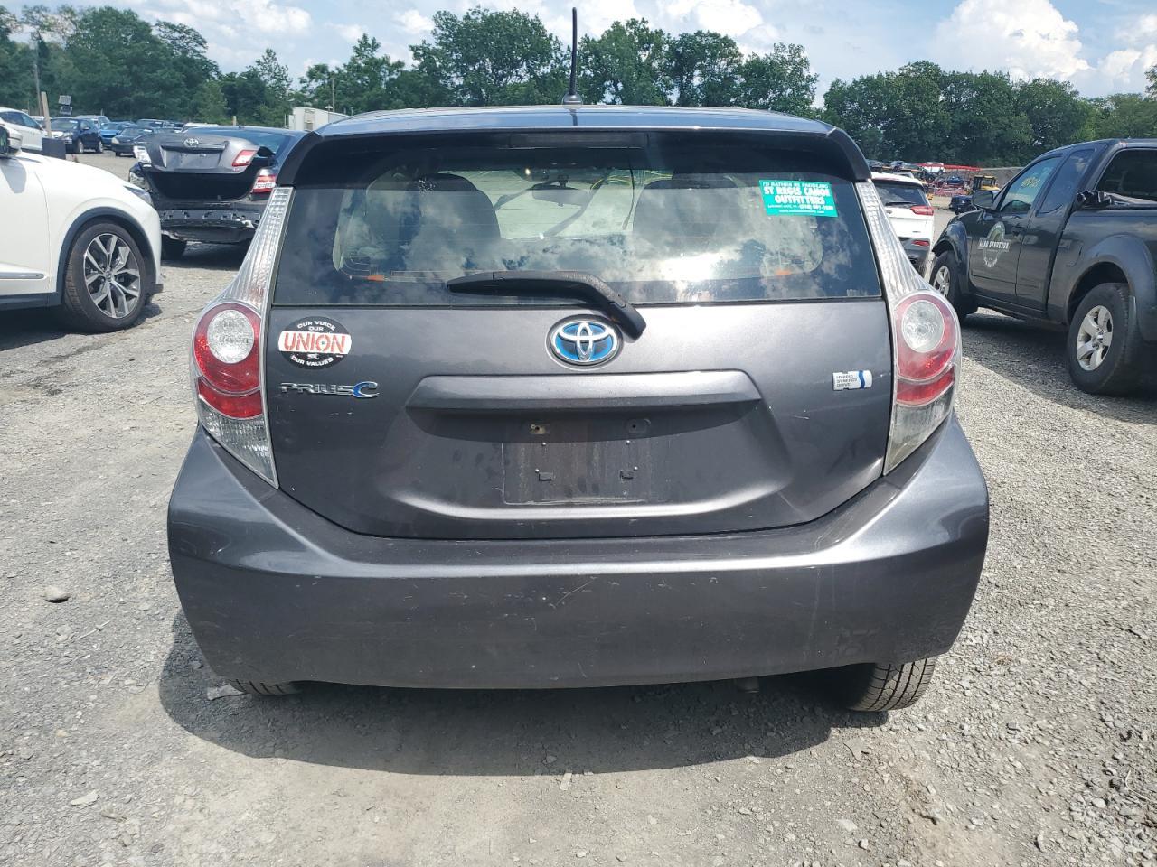 2014 TOYOTA Prius c