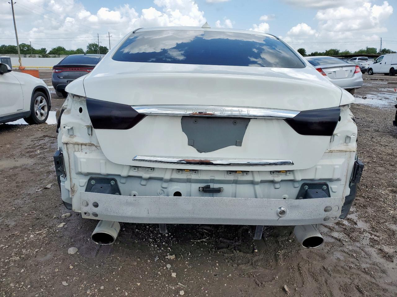 2014 INFINITI Q50
