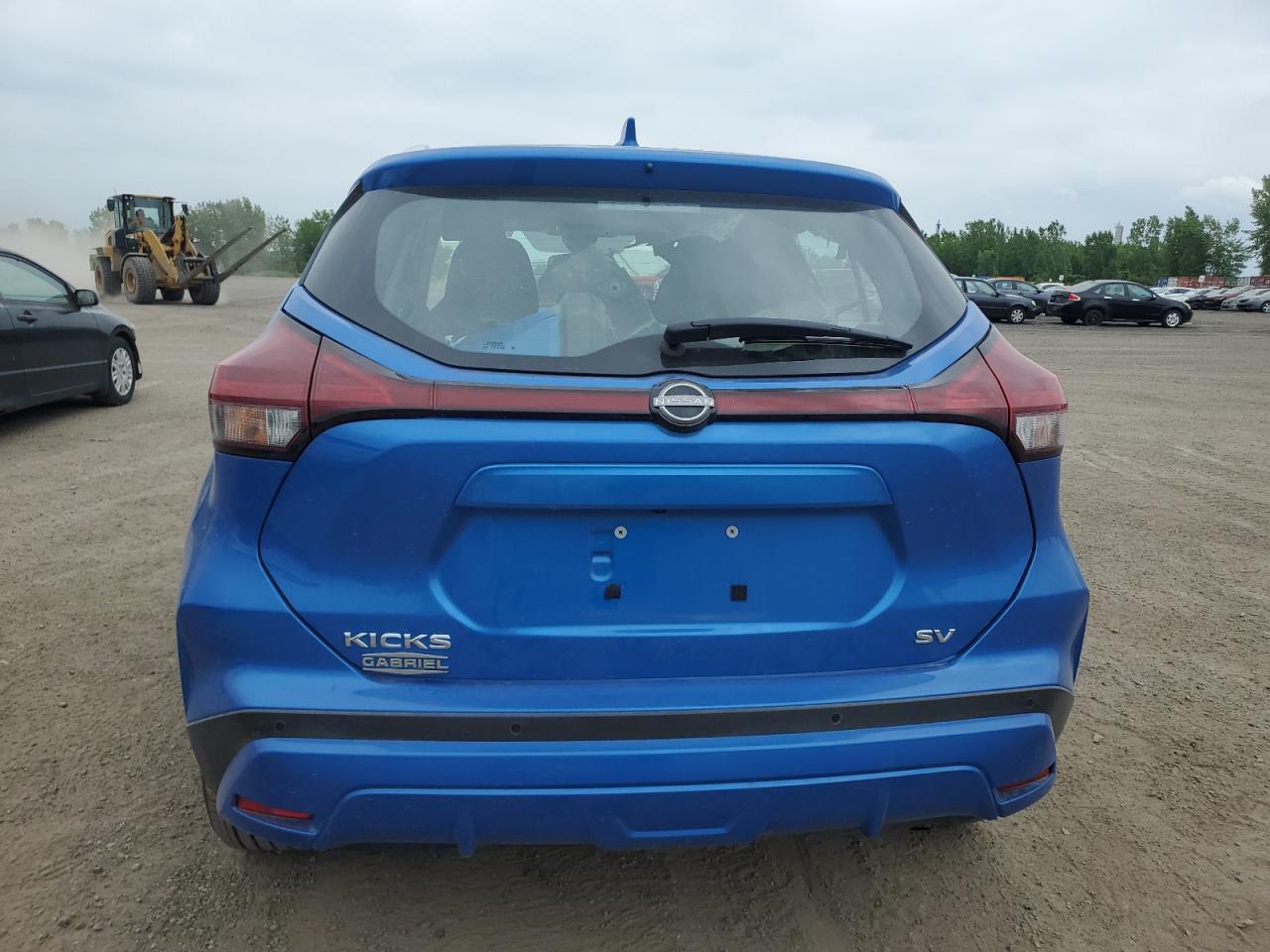2024 NISSAN KICKS