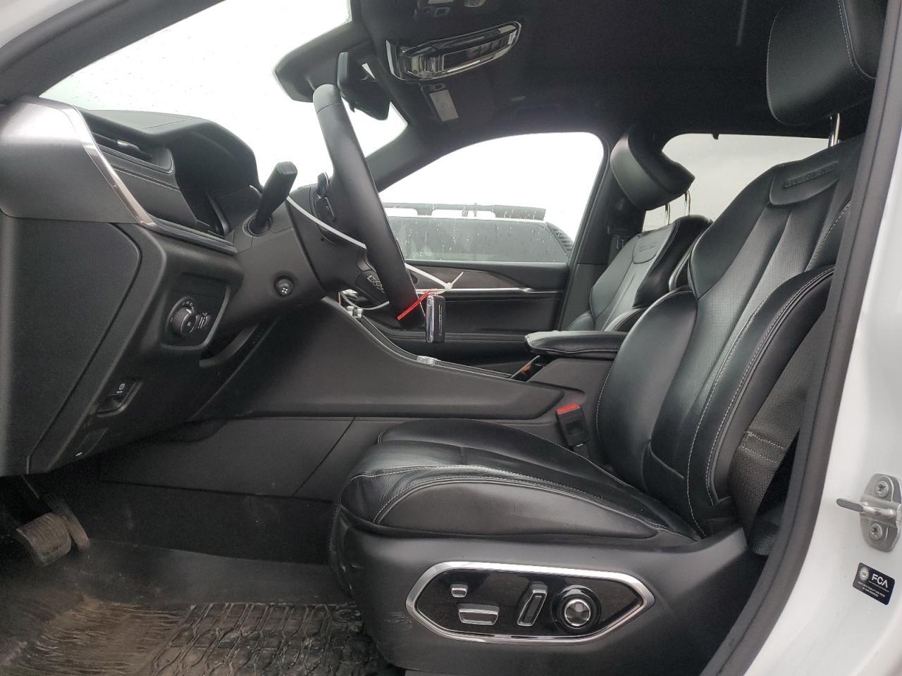 2022 JEEP Grand Cherokee