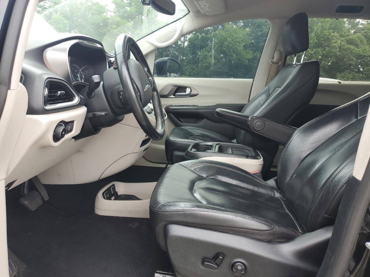 2020 CHRYSLER Pacifica