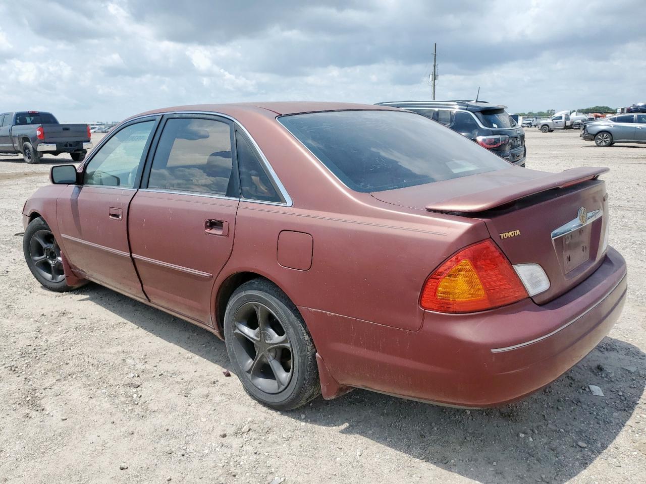 2000 TOYOTA Avalon