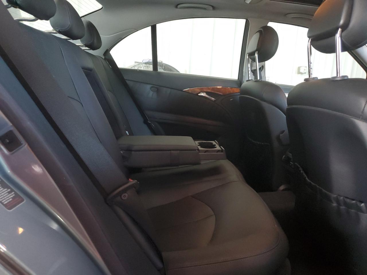 2004 MERCEDES-BENZ E-Class