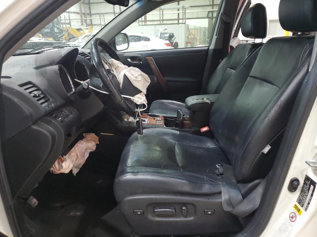 2013 TOYOTA HIGHLANDER
