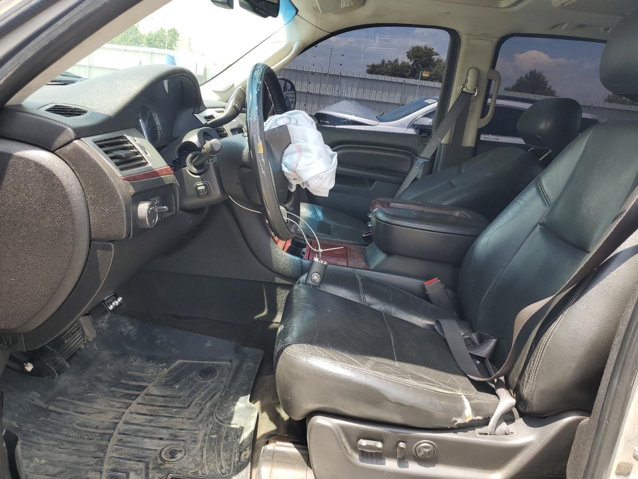 2012 CADILLAC ESCALADE
