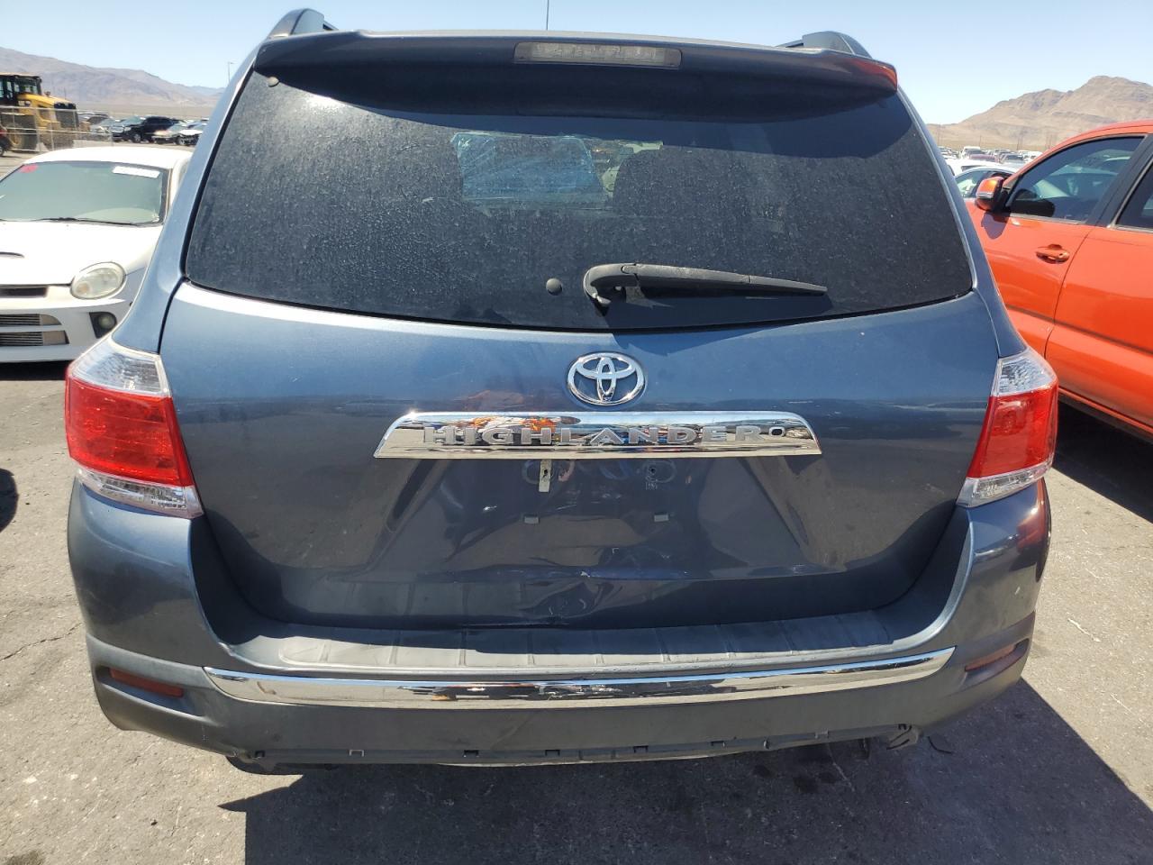 2013 TOYOTA HIGHLANDER