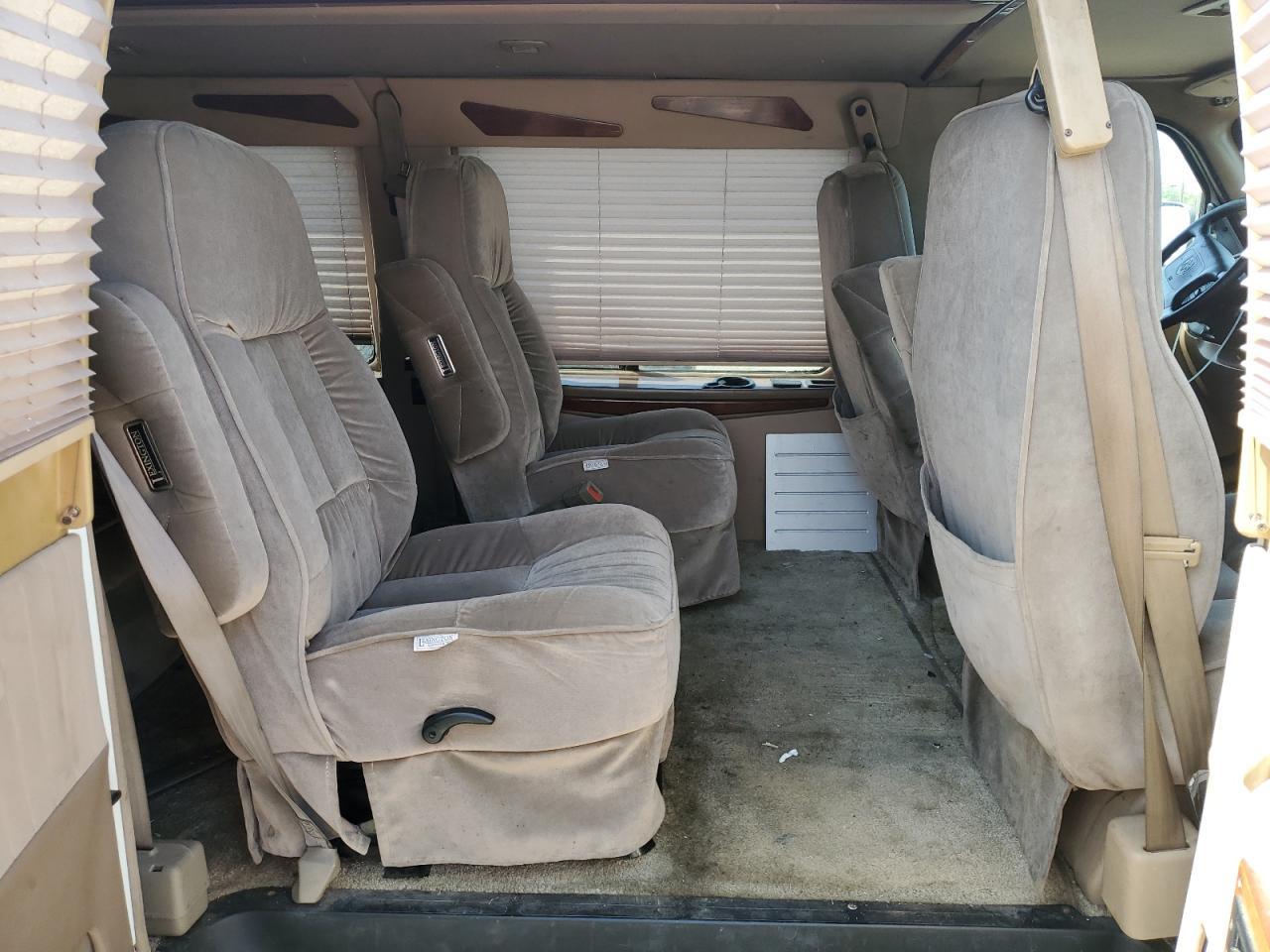 2000 DODGE B Series