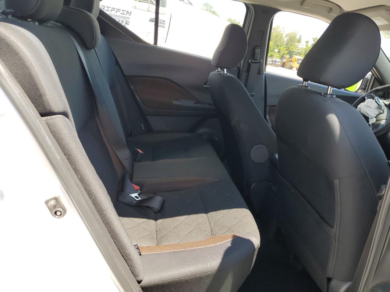 2020 NISSAN KICKS