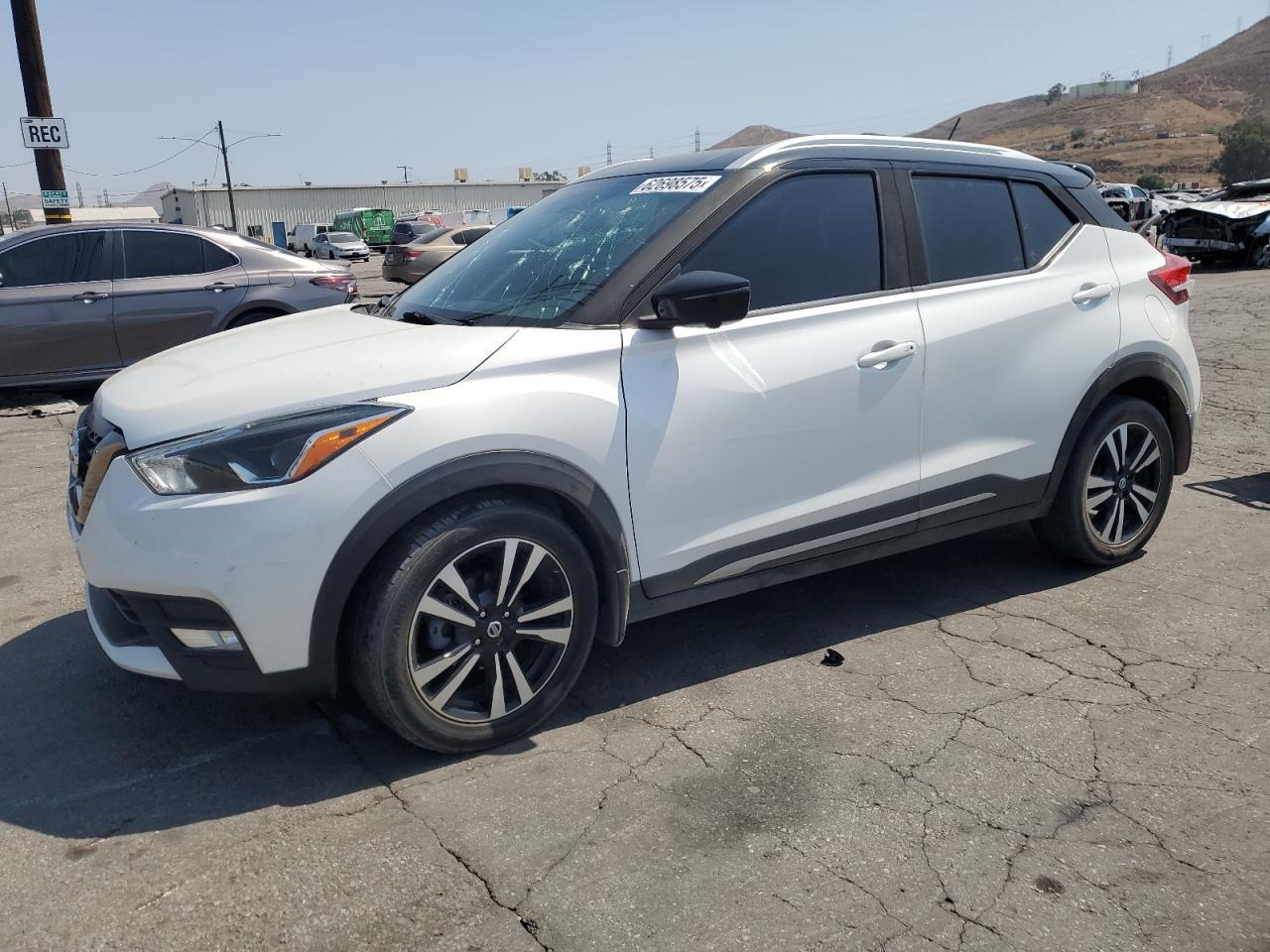 2019 NISSAN KICKS