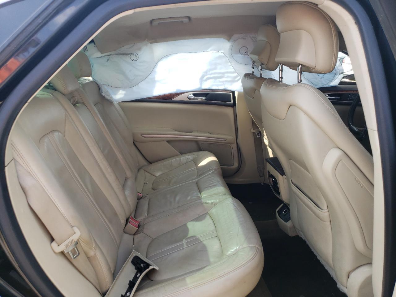 2013 LINCOLN MKZ
