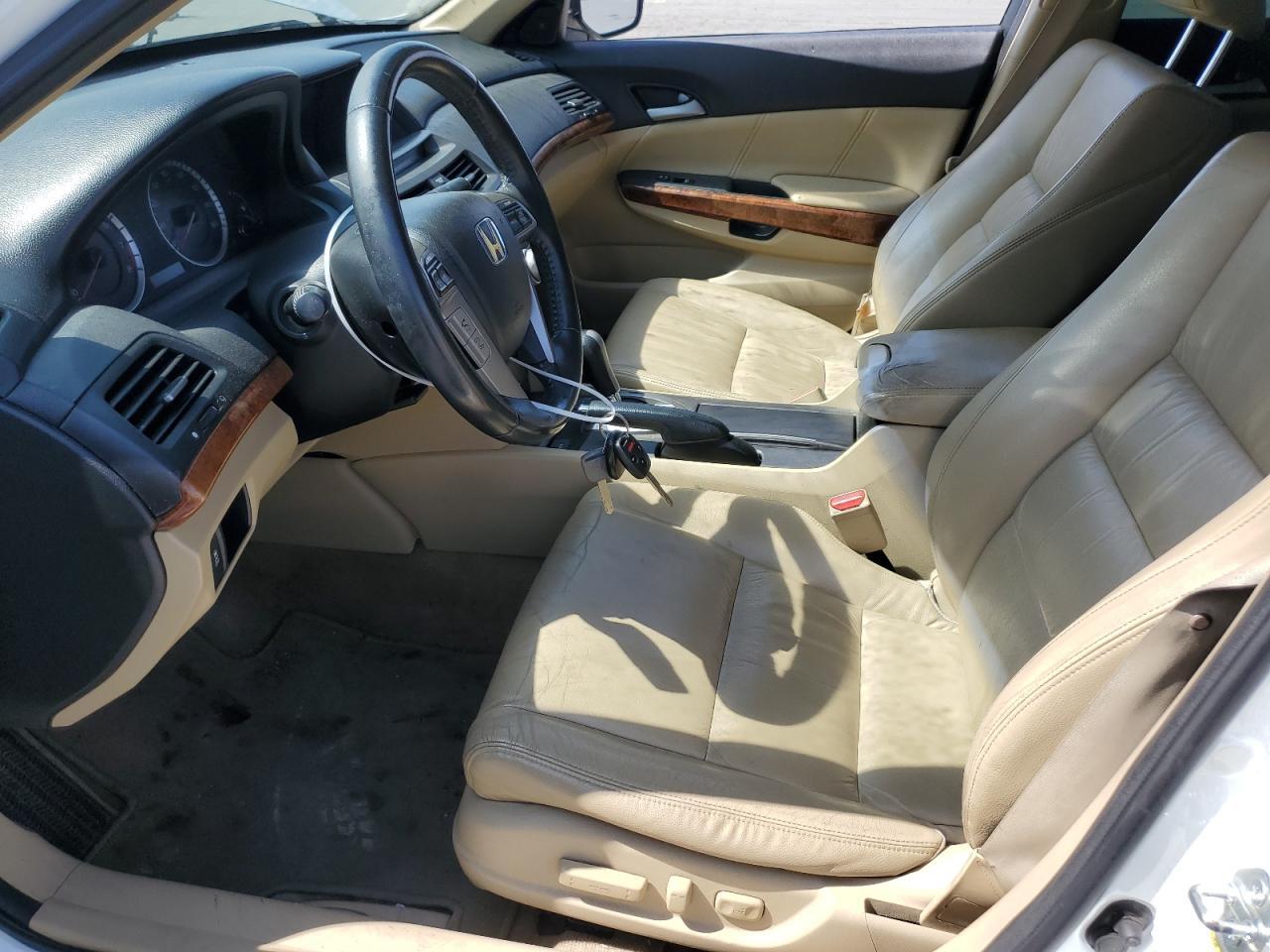 2011 HONDA ACCORD