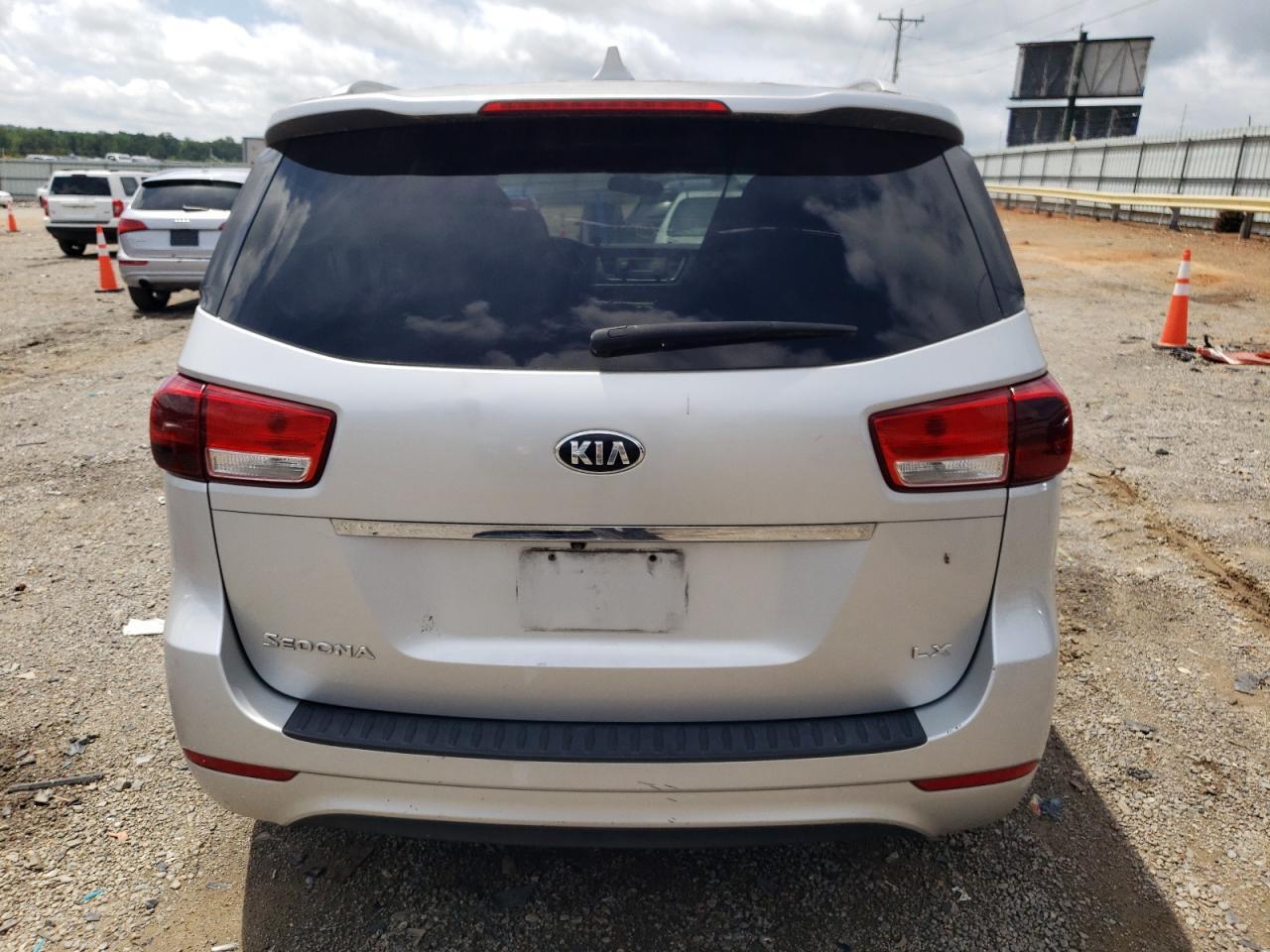 2015 KIA SEDONA