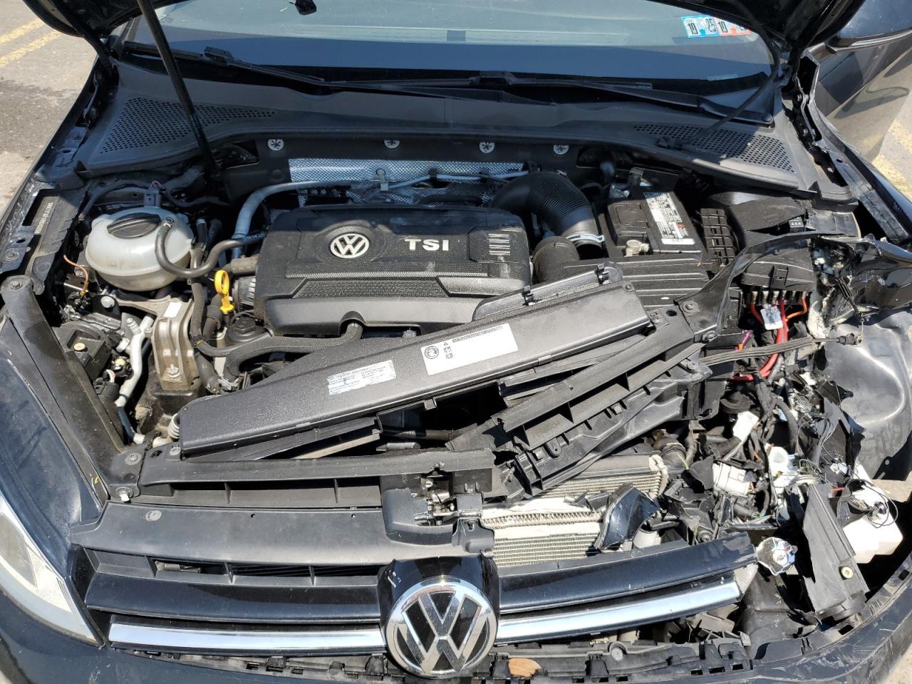 2017 VOLKSWAGEN GOLF