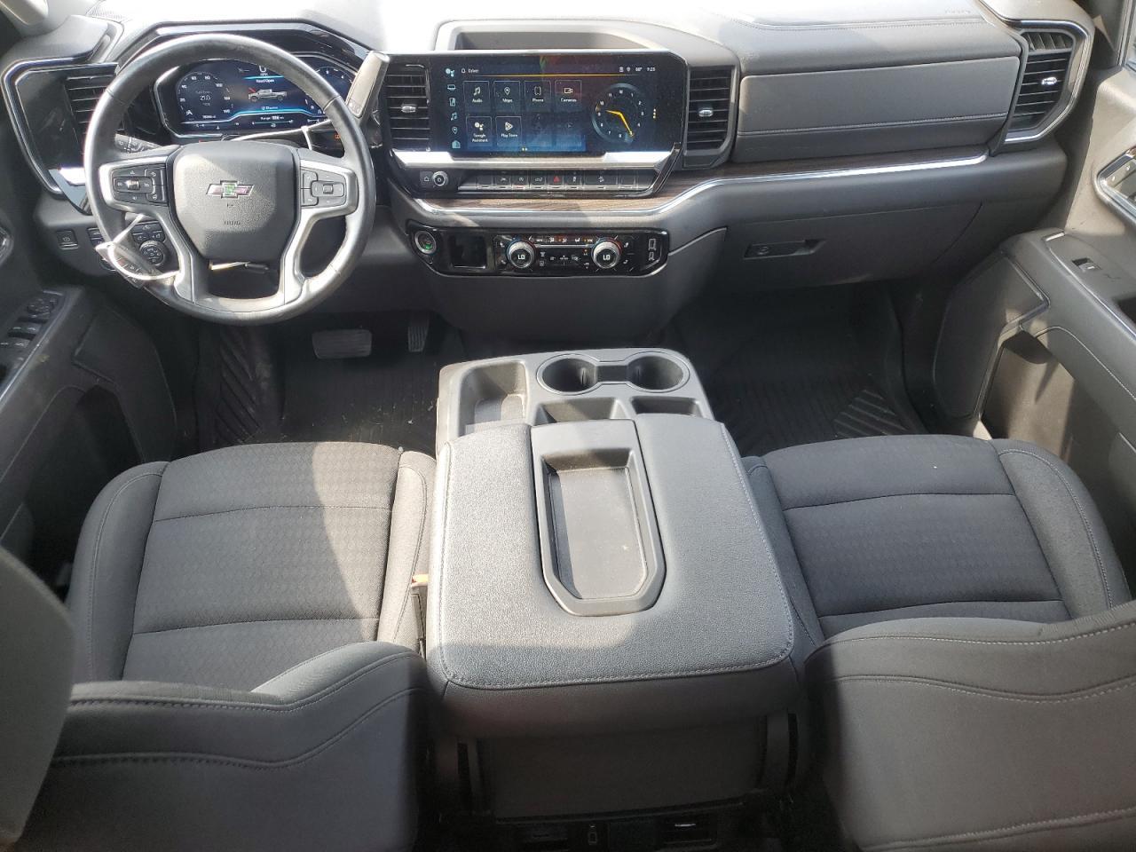 2022 CHEVROLET Silverado