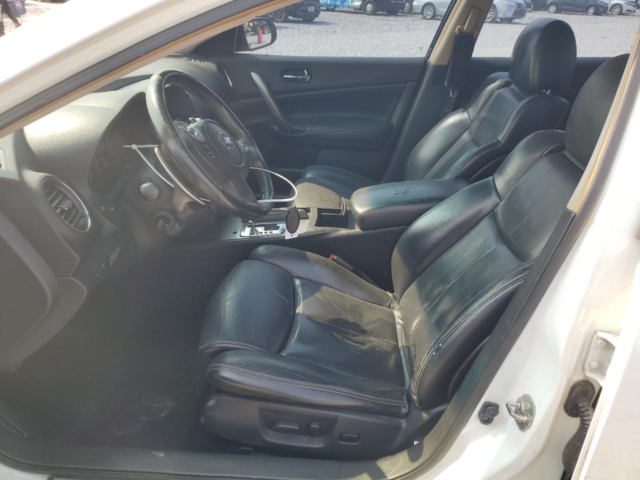 2014 NISSAN Maxima