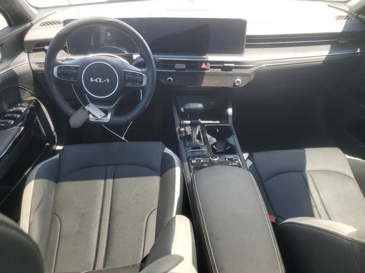 2025 KIA K5