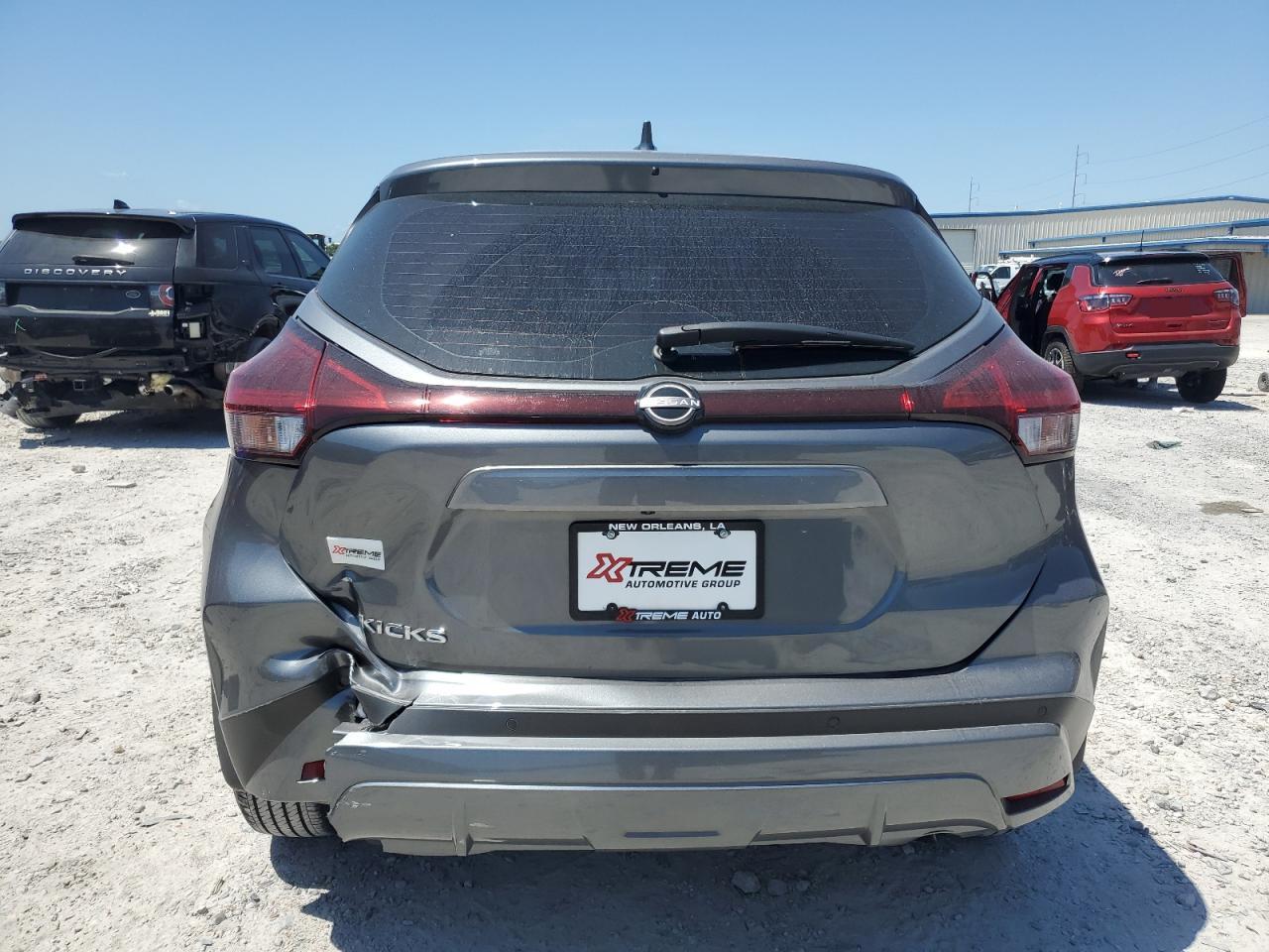2025 NISSAN KICKS