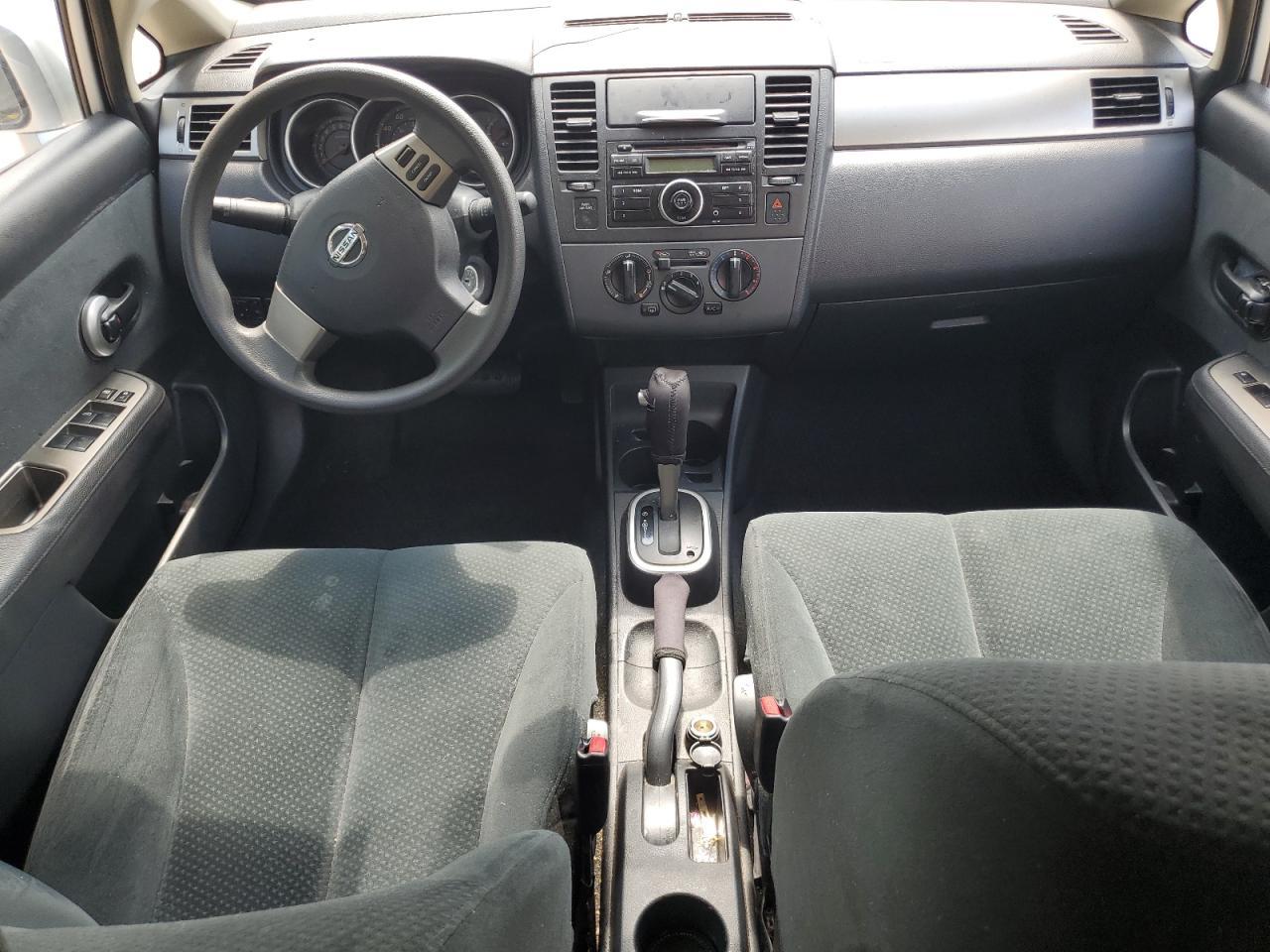 2010 NISSAN VERSA