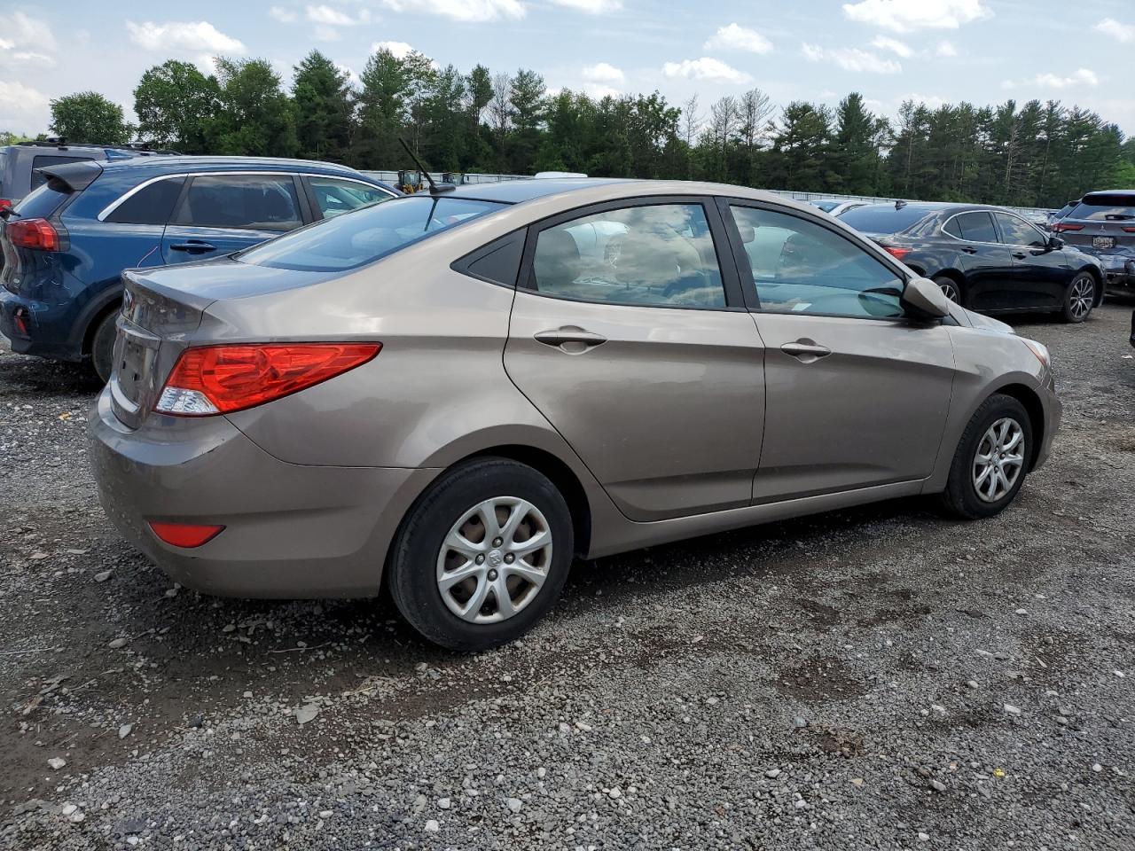 2013 HYUNDAI ACCENT