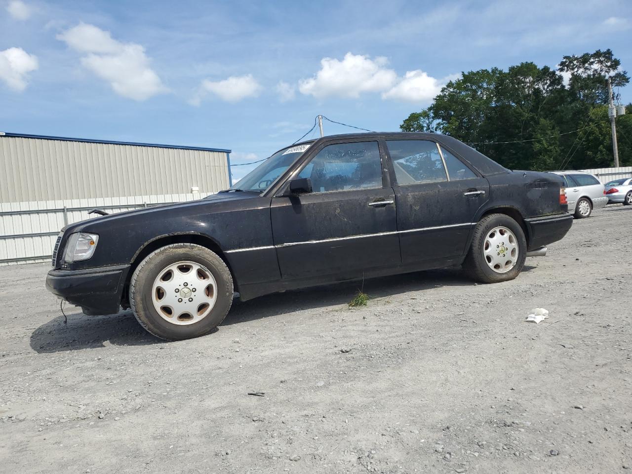 1994 MERCEDES-BENZ E-Class