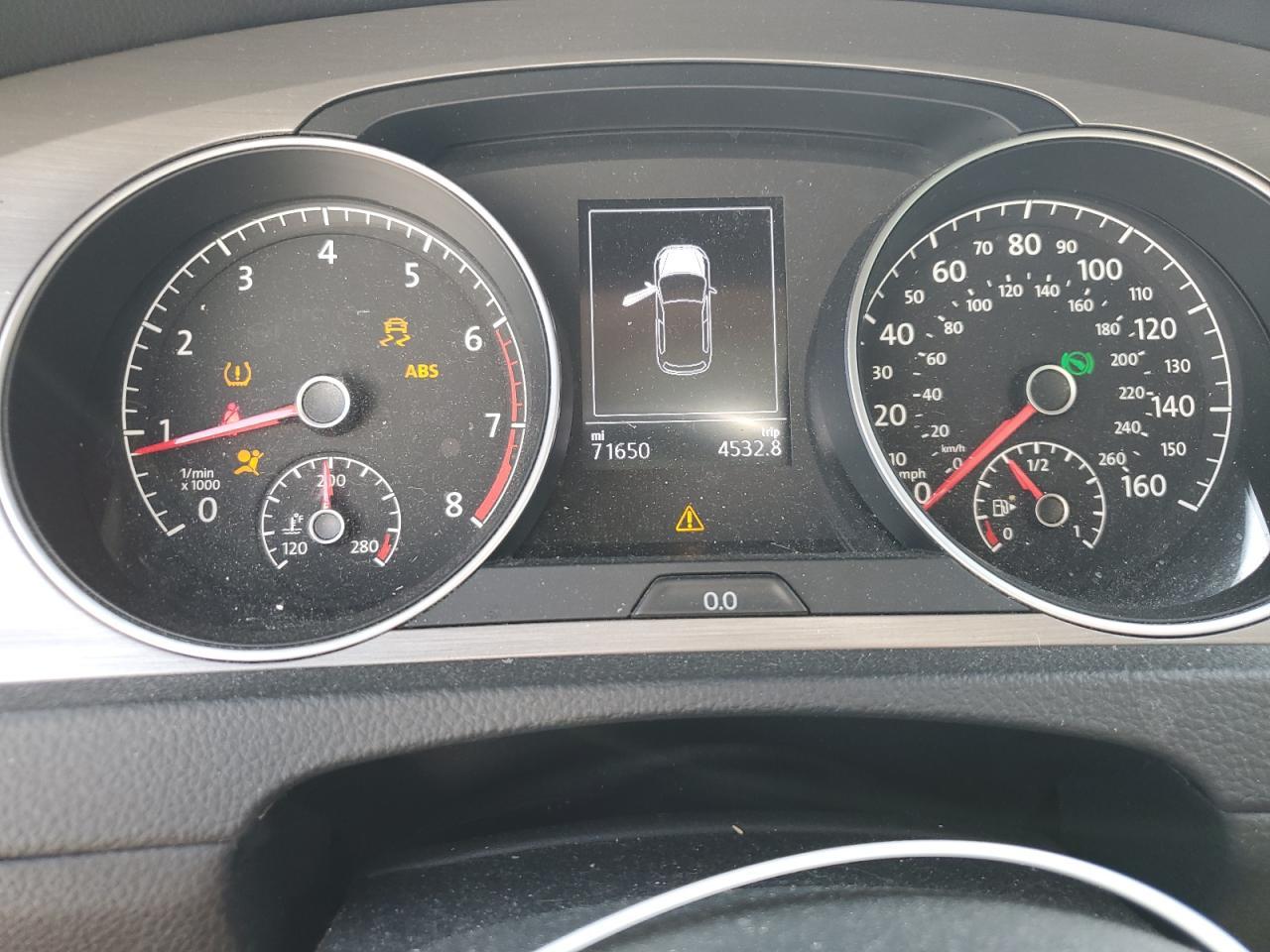 2017 VOLKSWAGEN GOLF