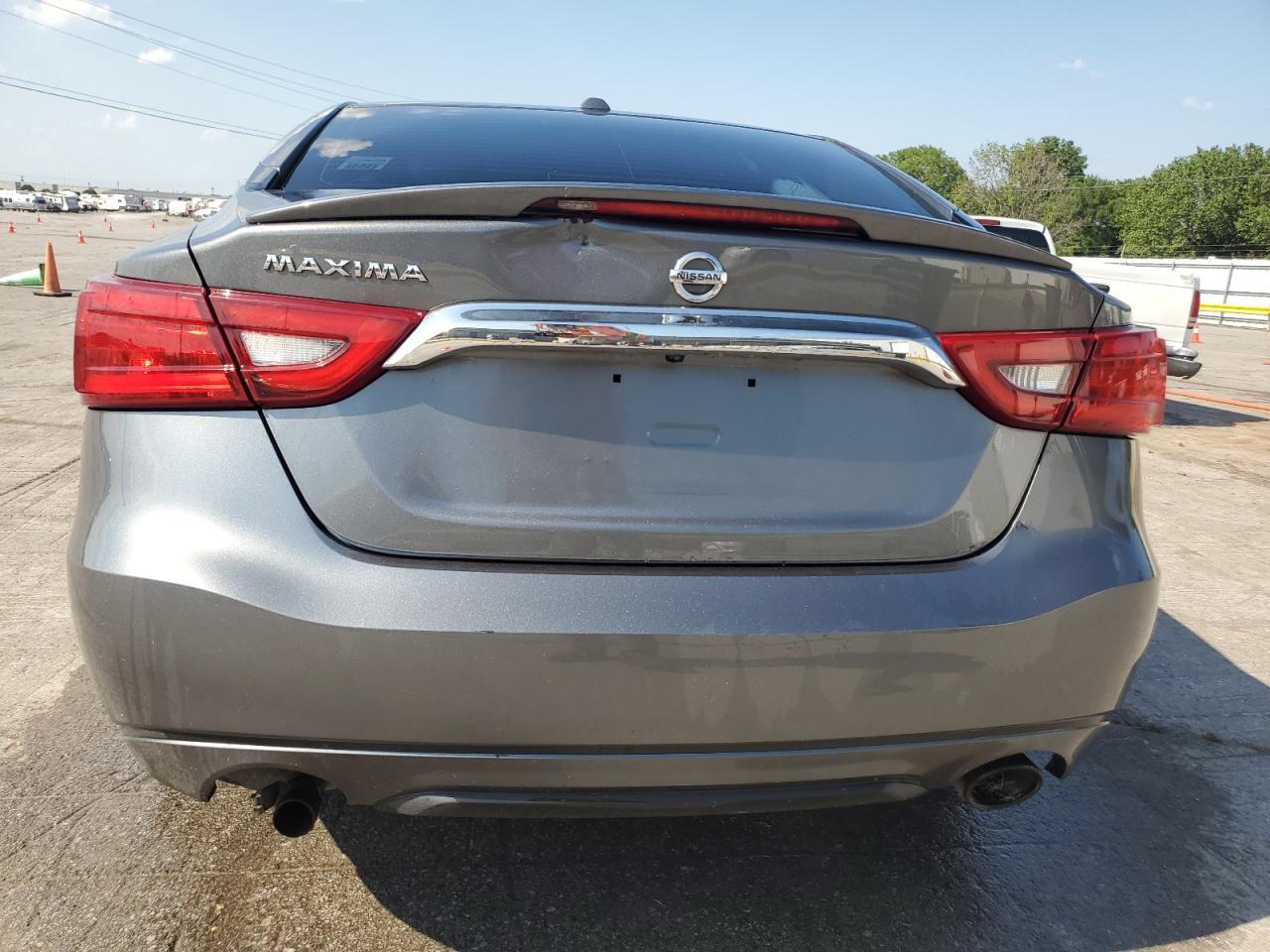 2017 NISSAN Maxima