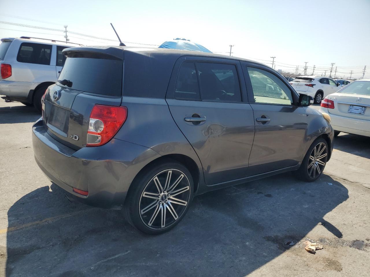 2014 TOYOTA SCION