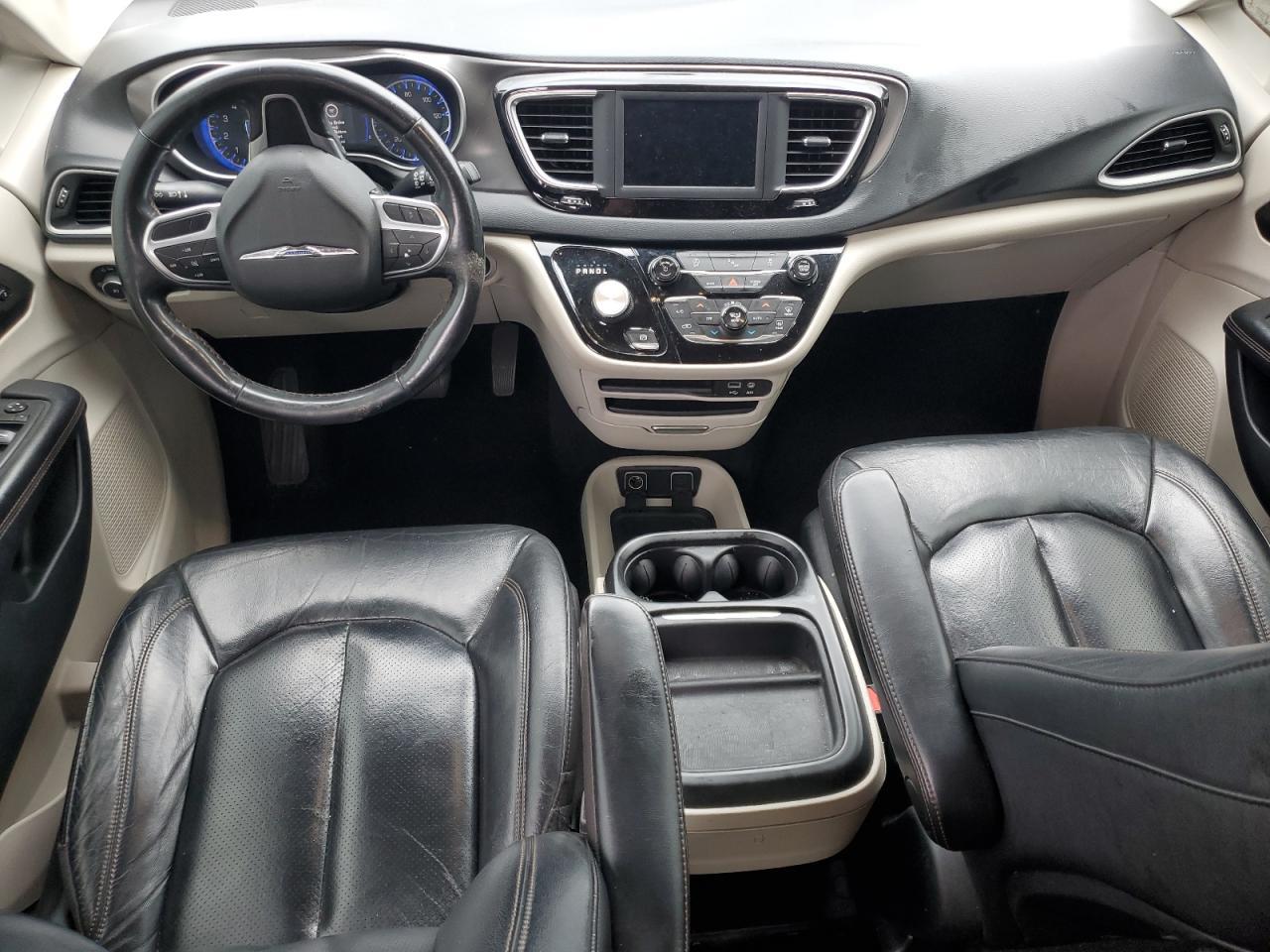 2020 CHRYSLER Pacifica