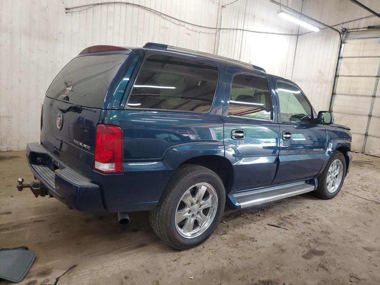 2005 CADILLAC ESCALADE