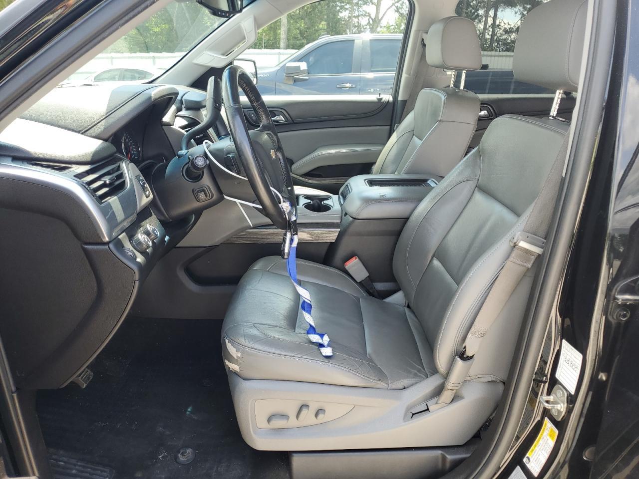 2016 CHEVROLET Suburban