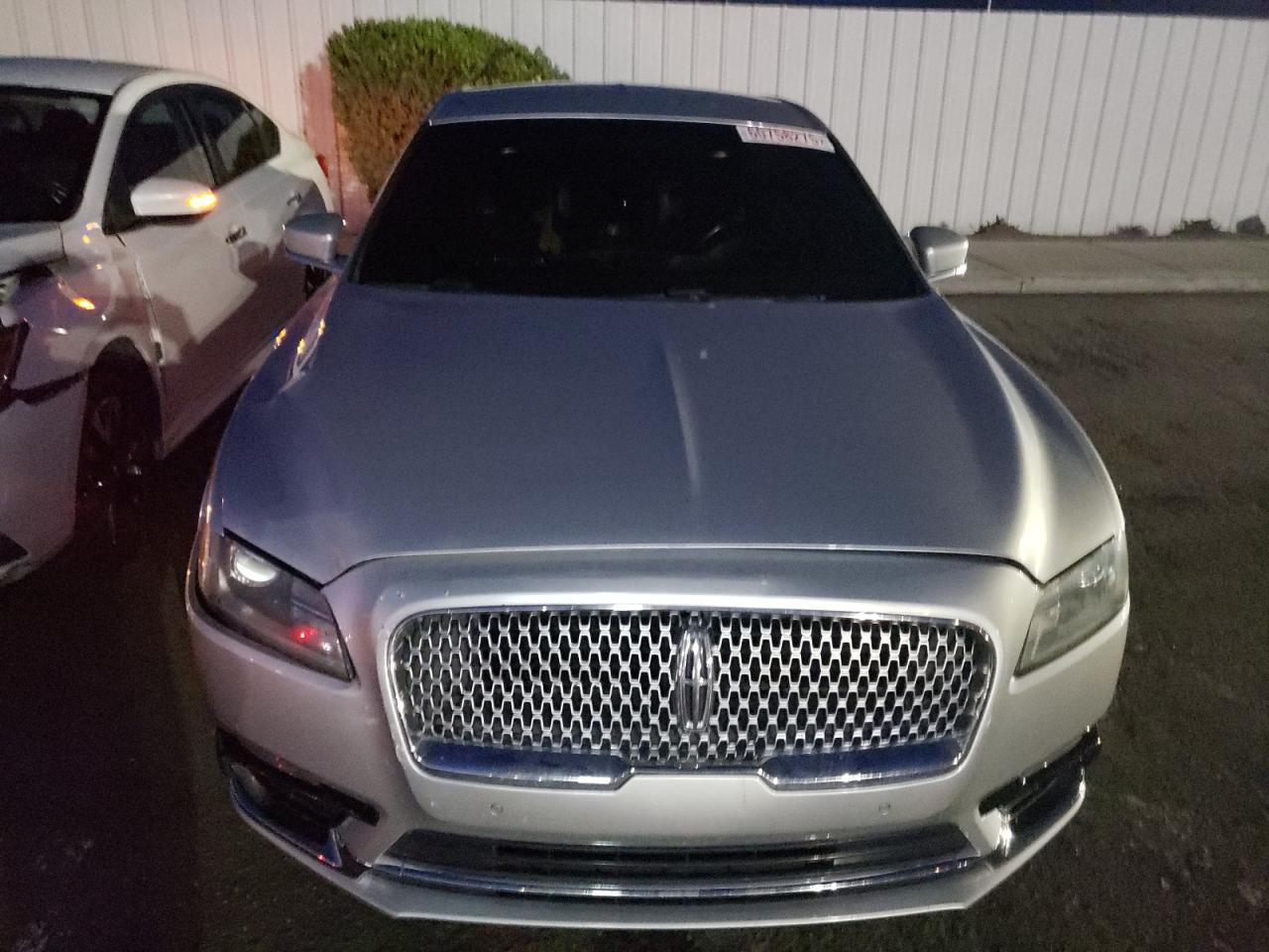 2018 LINCOLN Continental