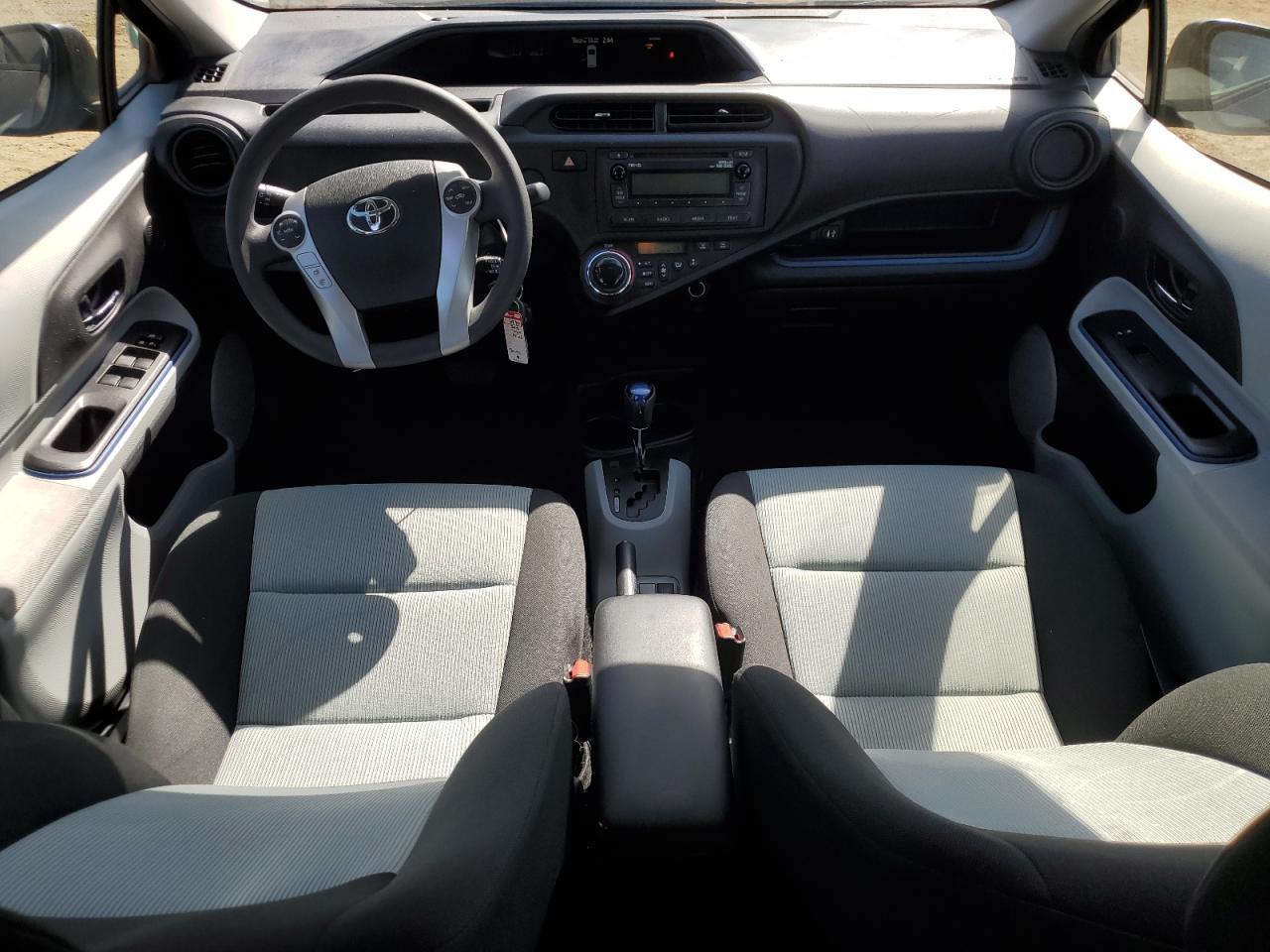 2013 TOYOTA PRIUS