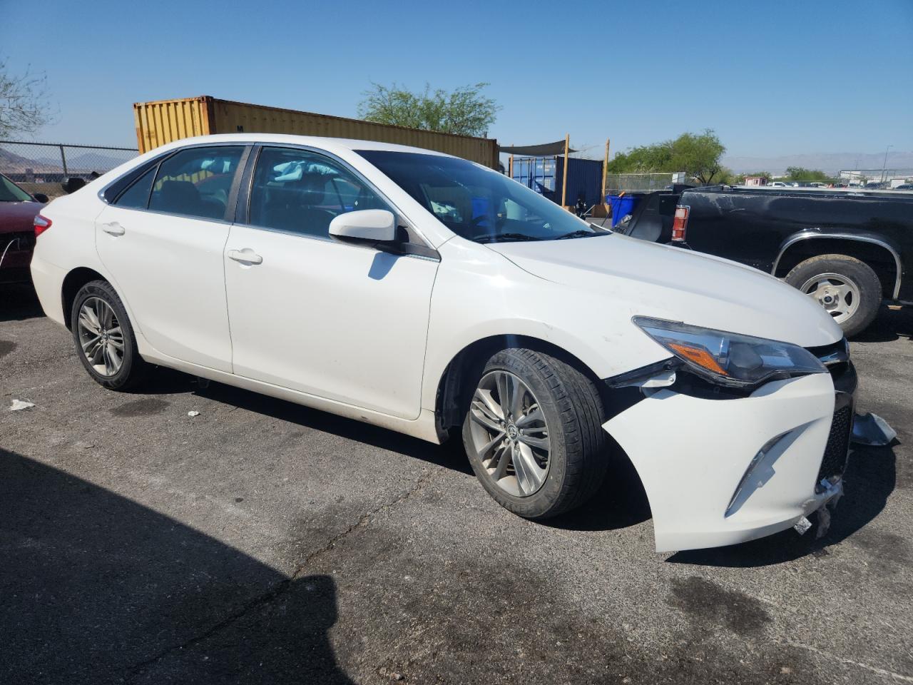 2017 TOYOTA CAMRY