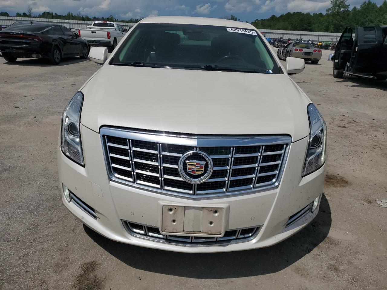 2013 CADILLAC XTS