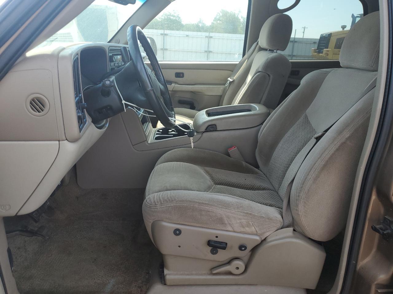 2003 CHEVROLET Tahoe