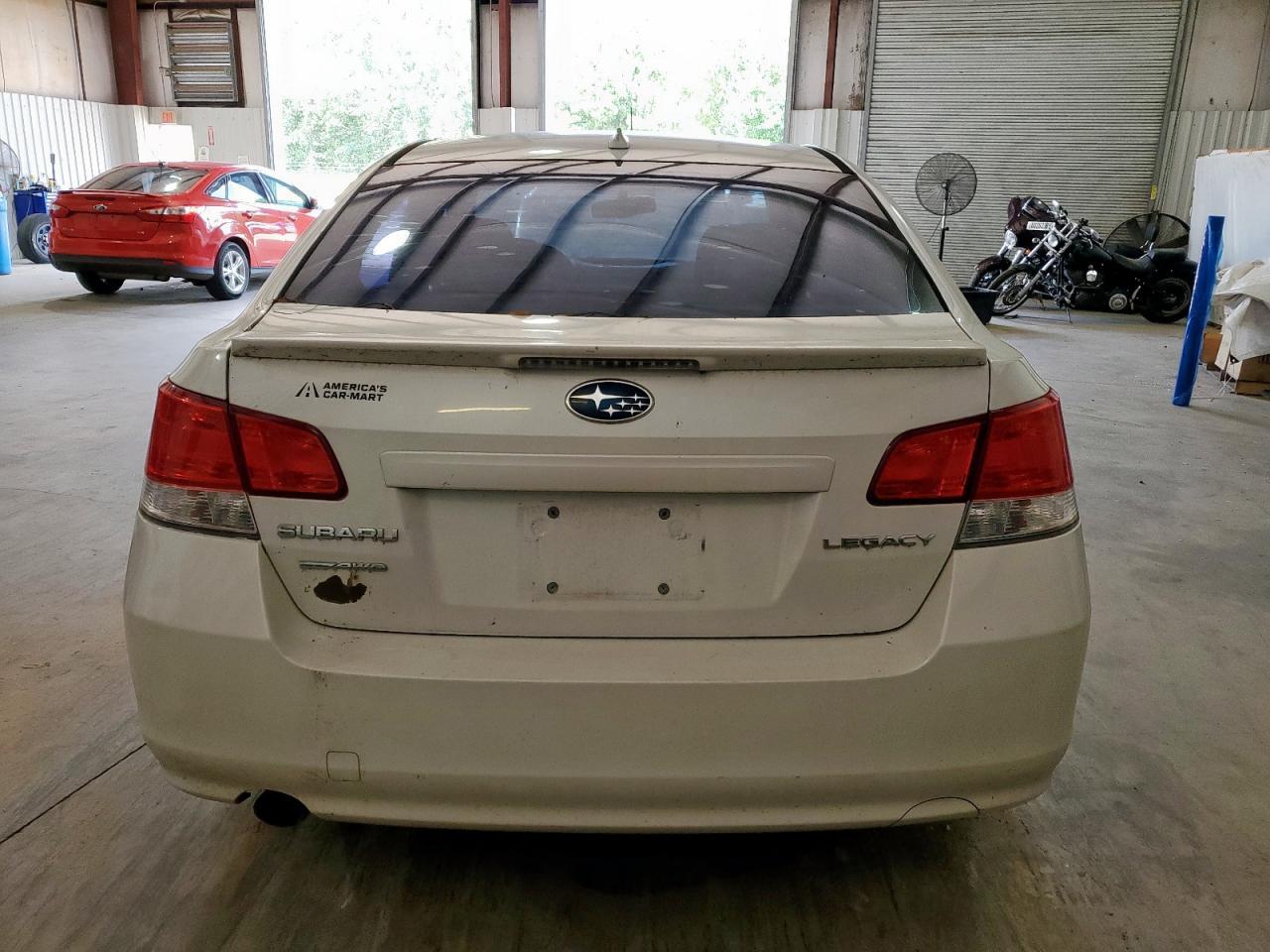 2014 SUBARU Legacy