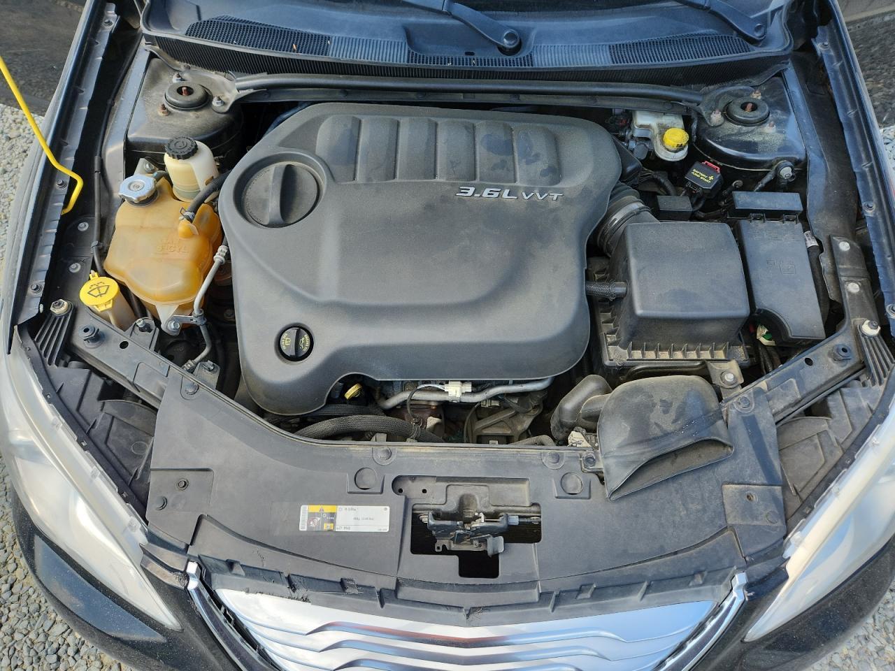 2014 CHRYSLER 200
