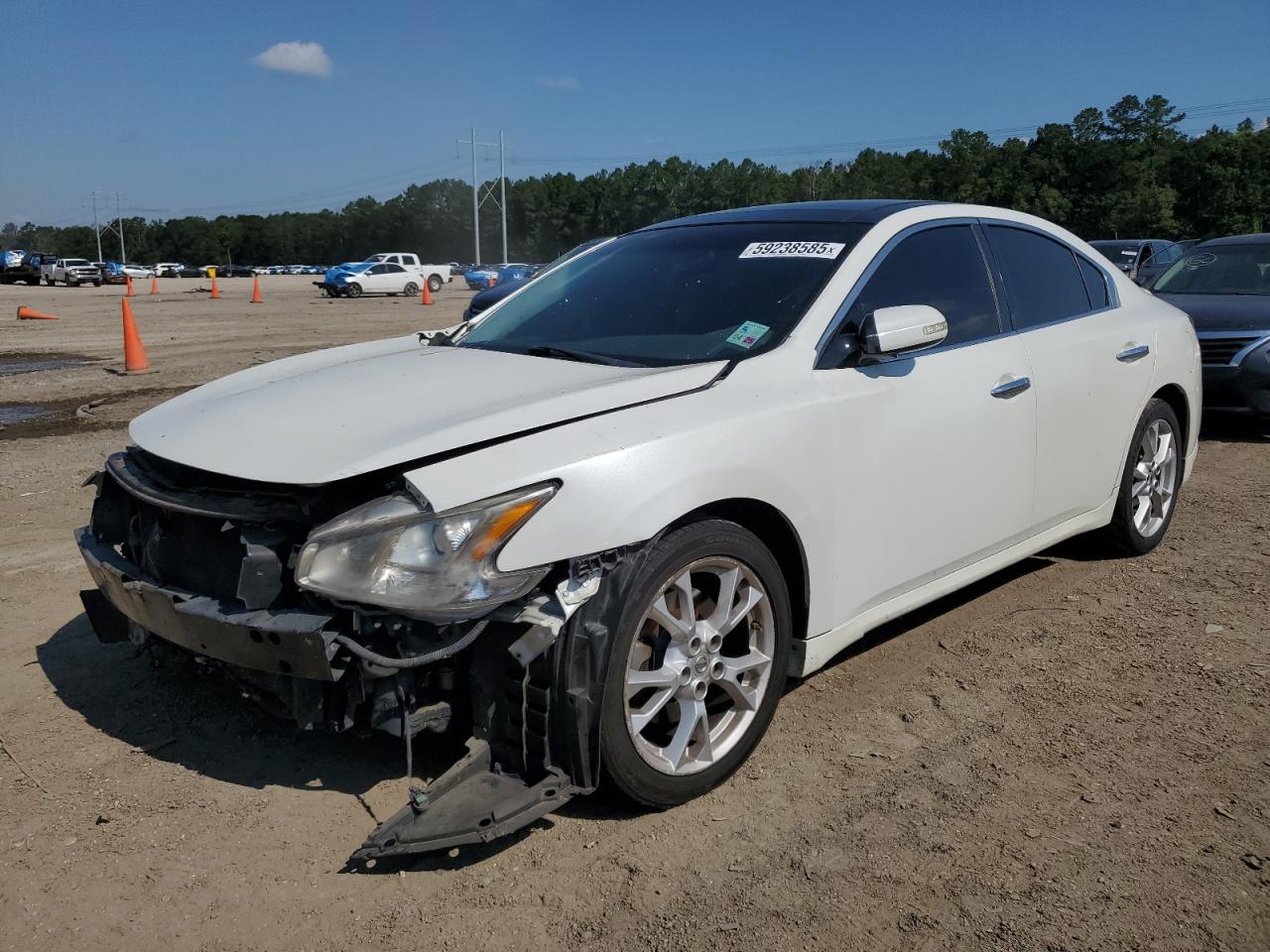 2014 NISSAN Maxima