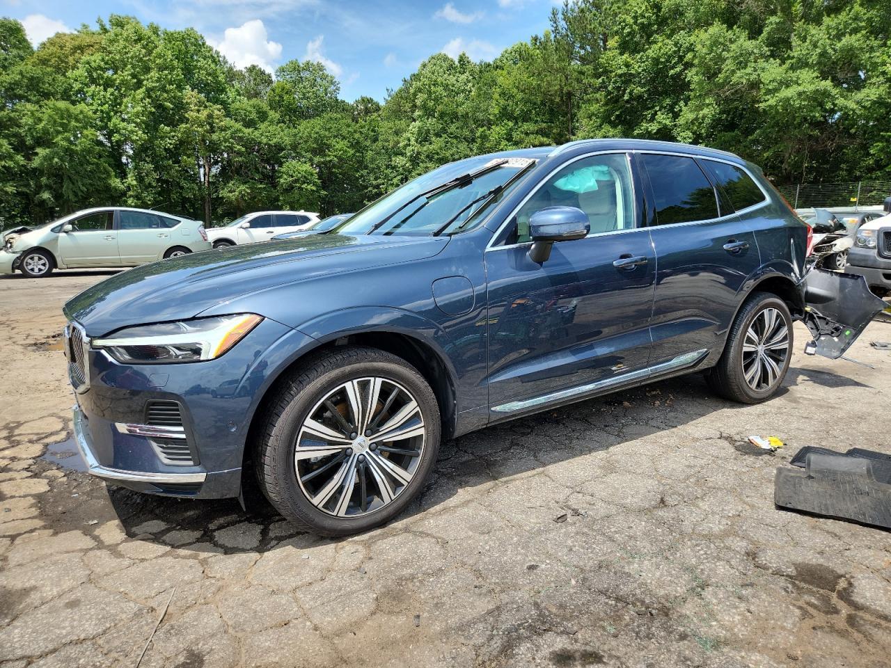 2022 VOLVO XC60