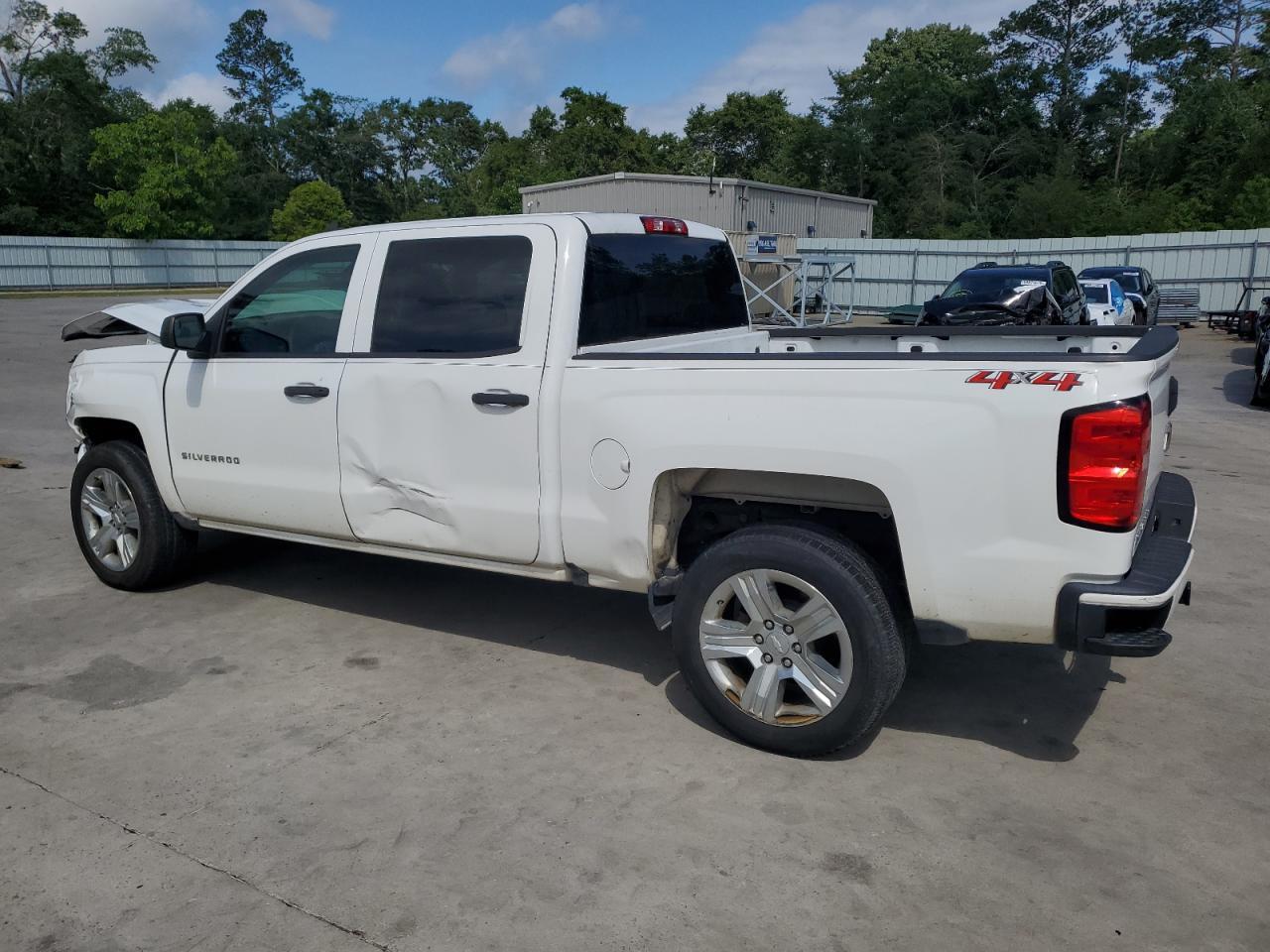 2018 CHEVROLET Silverado