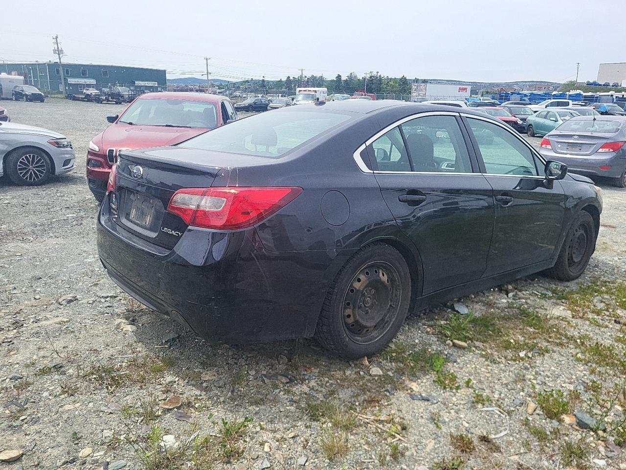 2017 SUBARU Legacy