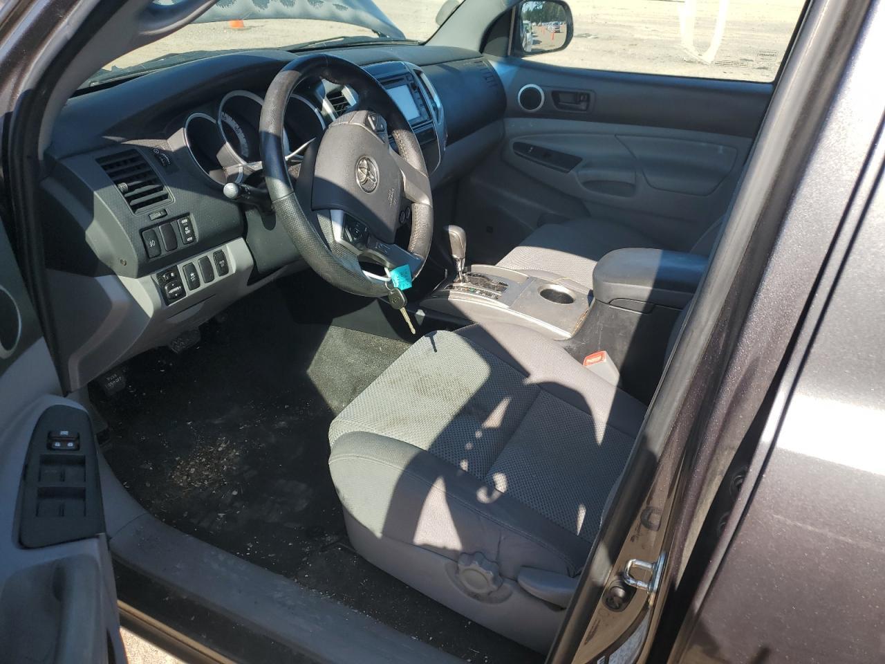 2015 TOYOTA TACOMA