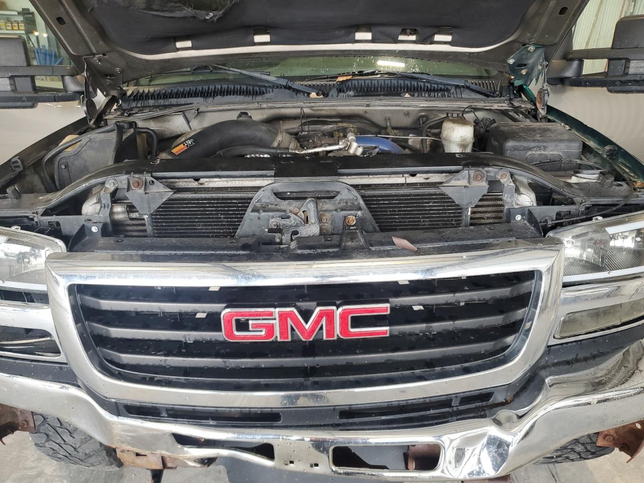2003 GMC Sierra