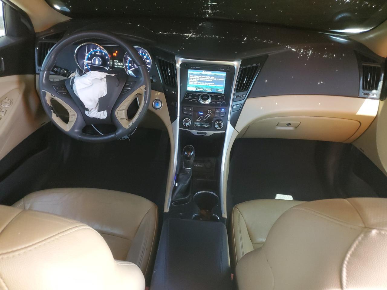 2011 HYUNDAI SONATA