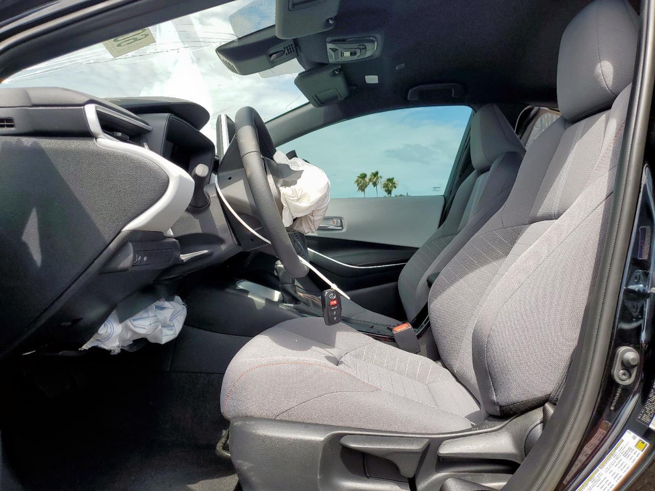 2025 TOYOTA COROLLA