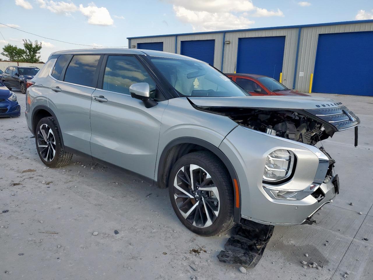 2024 MITSUBISHI outlander