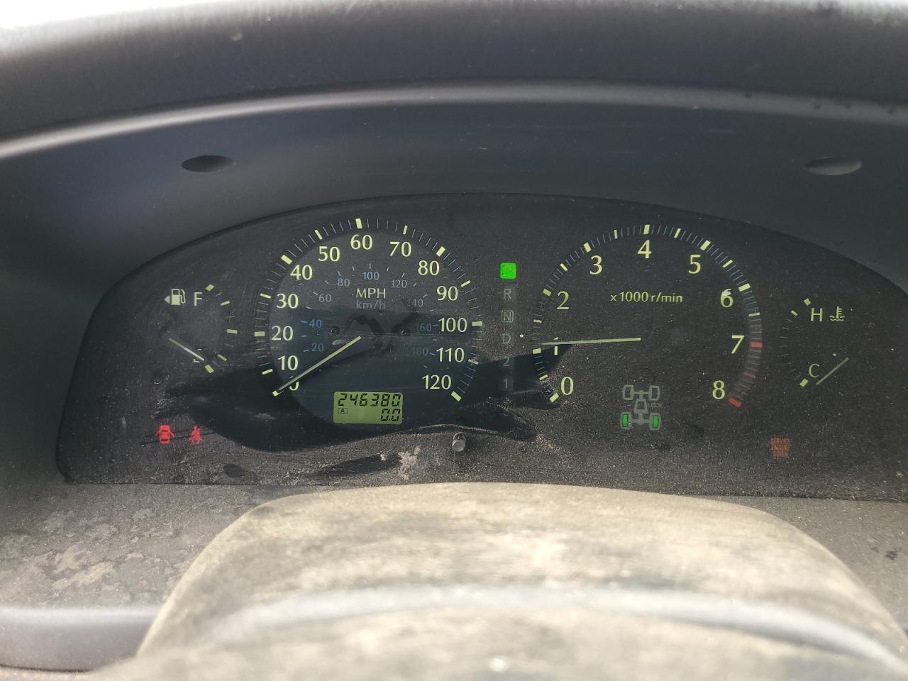 2002 INFINITI QX4