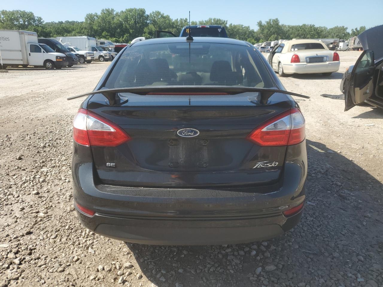 2015 FORD Fiesta
