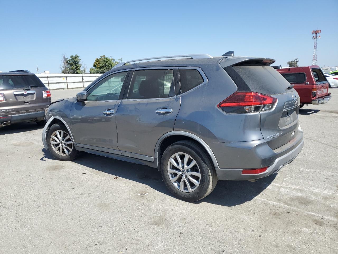 2017 NISSAN ROGUE