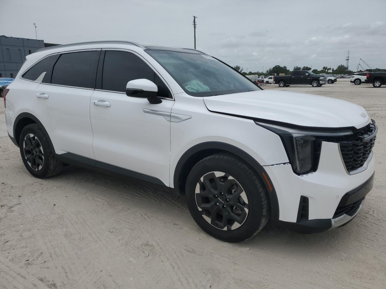 2024 KIA SORENTO